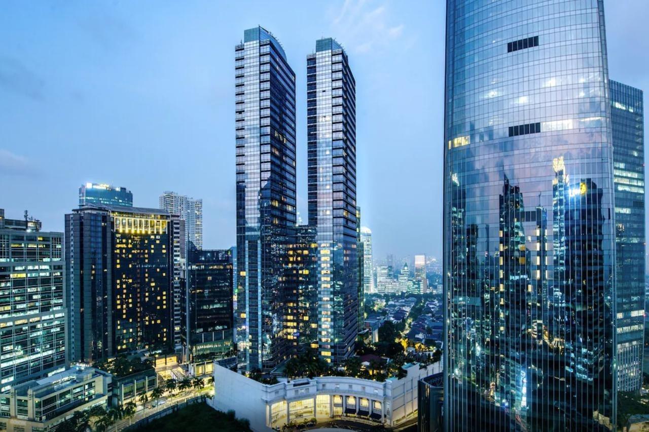 The Ritz-Carlton Jakarta, Mega Kuningan Hotell Exteriör bild